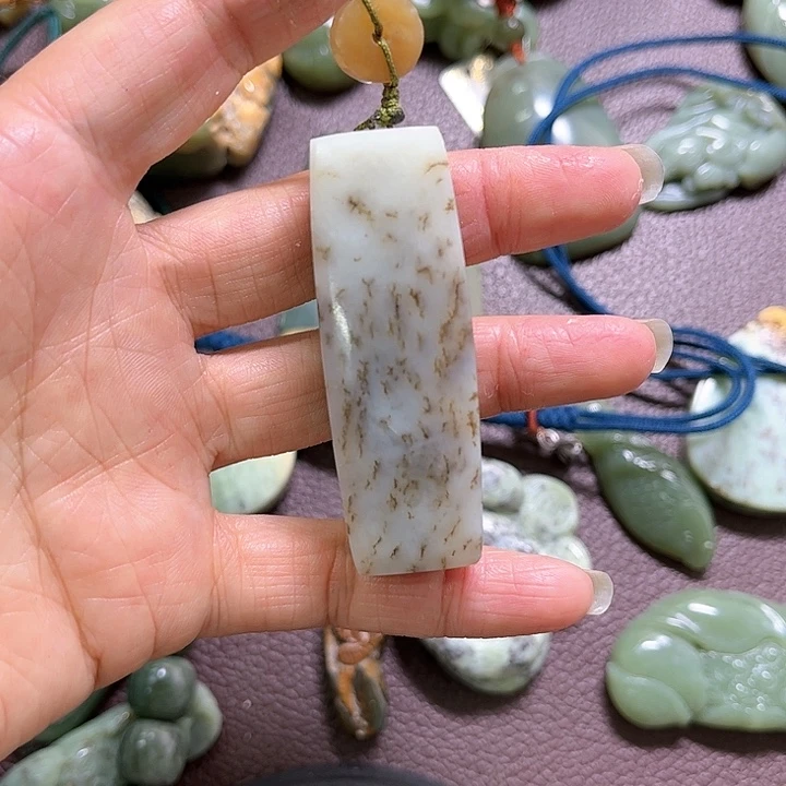 岫岩河磨玉（透闪石质玉）手绳未镶嵌