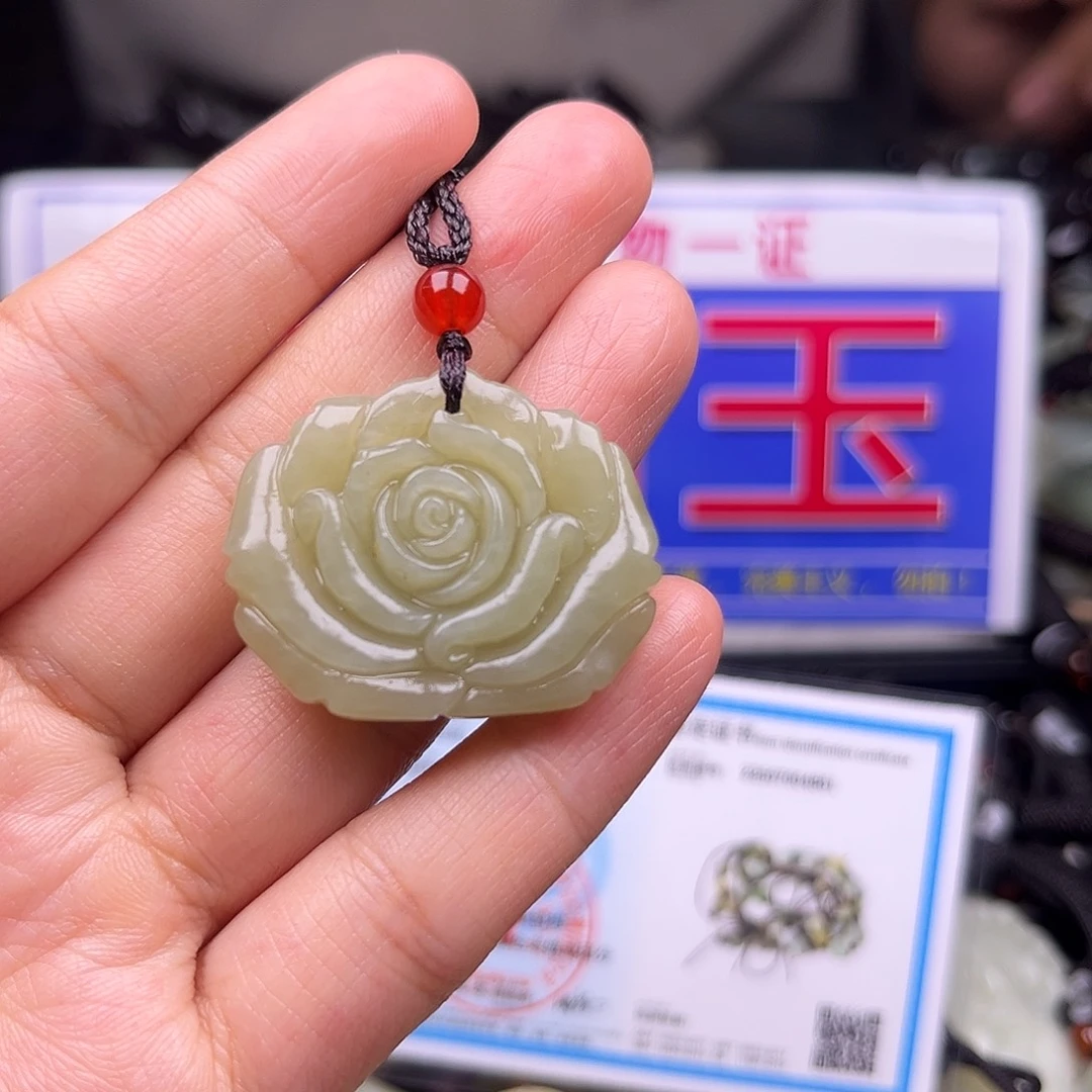 颈饰未镶嵌和田玉