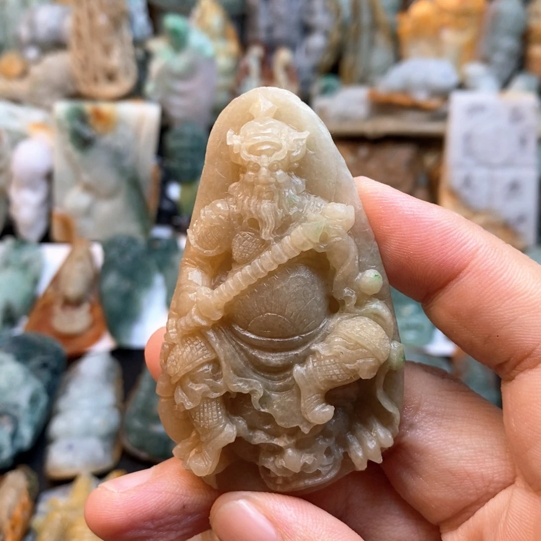 定制翡翠未镶嵌特色2