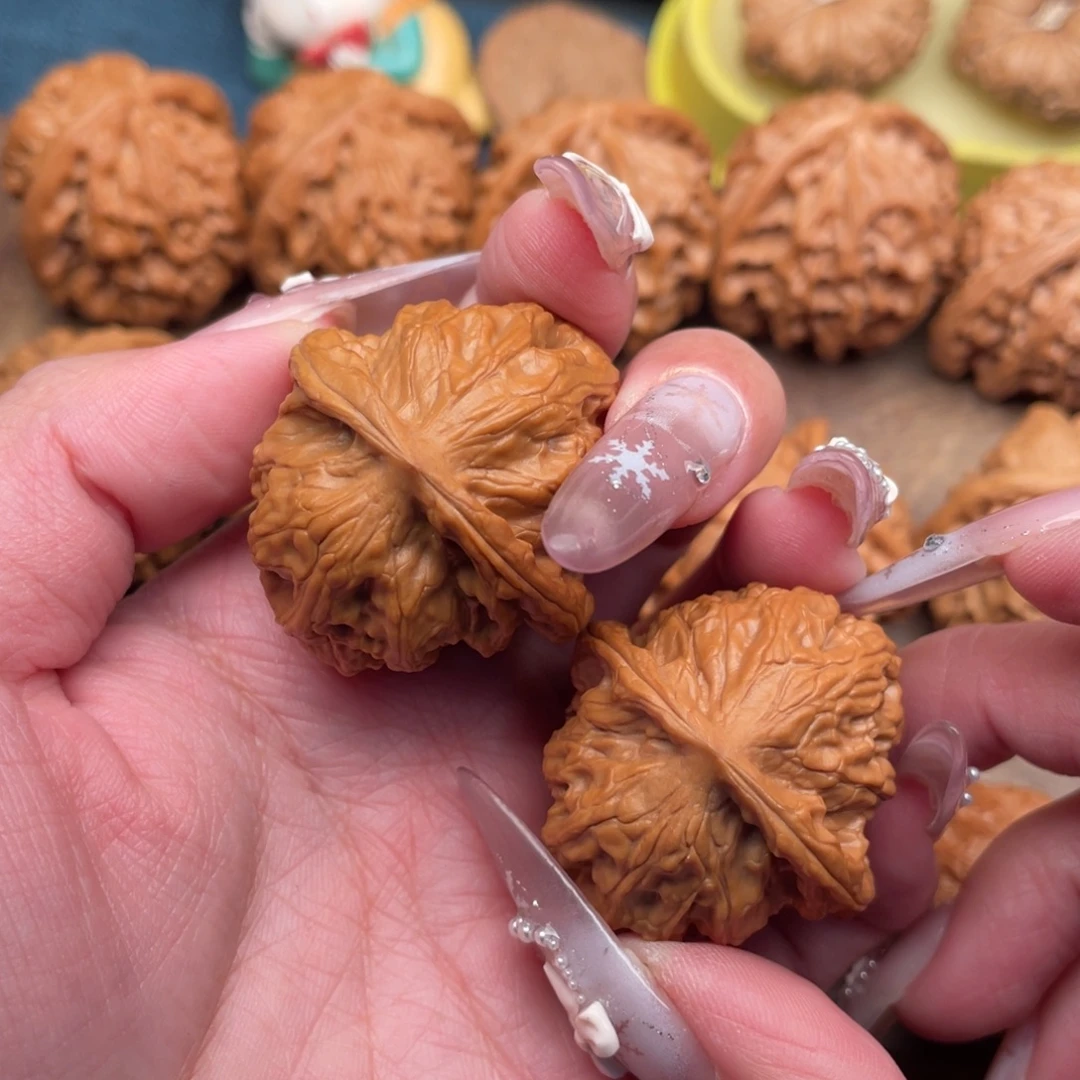 唔***c文玩核桃把件全品野狼37