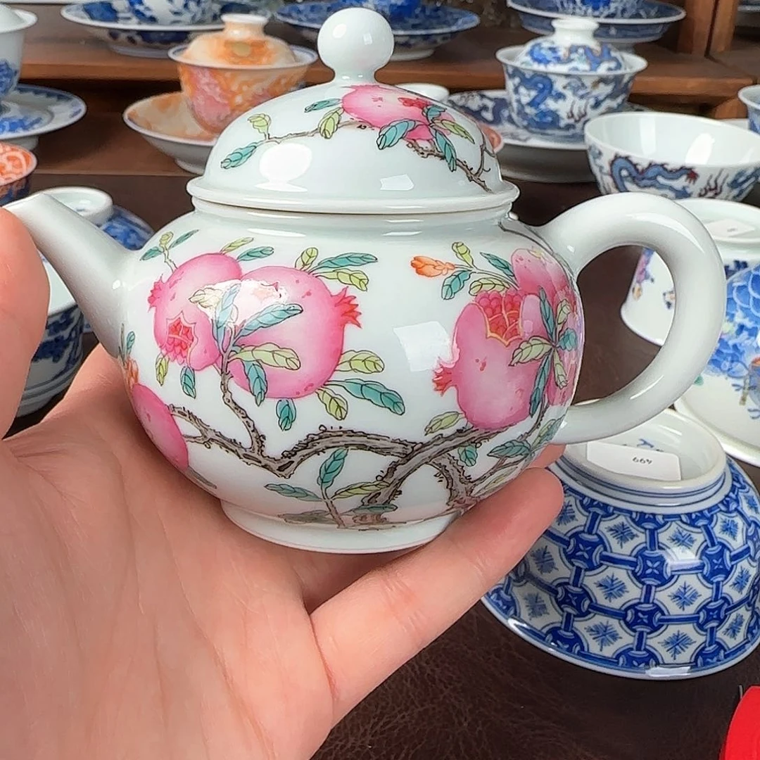 杯釉上粉彩壶的的