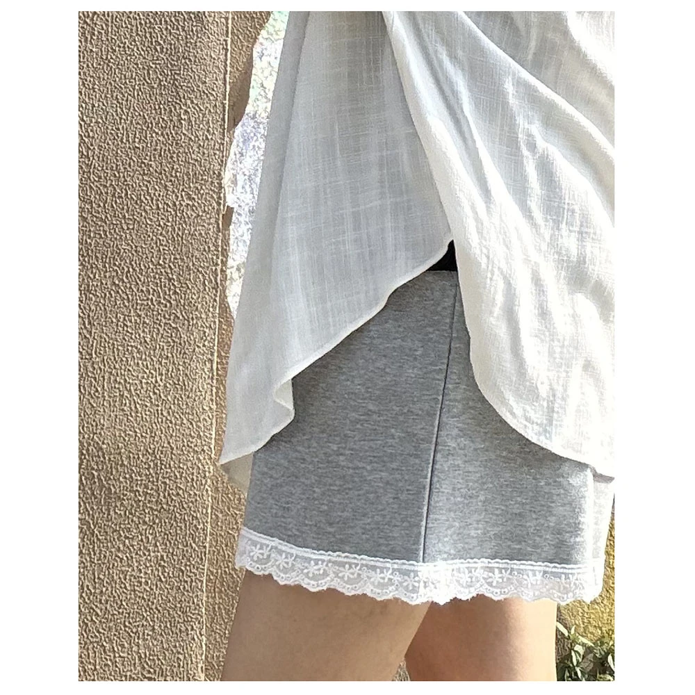 D009夏季新款女士宽松松紧腰拼接蕾丝休闲短裤