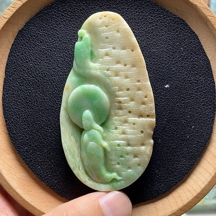 翡翠未镶嵌颈饰翡翠a货