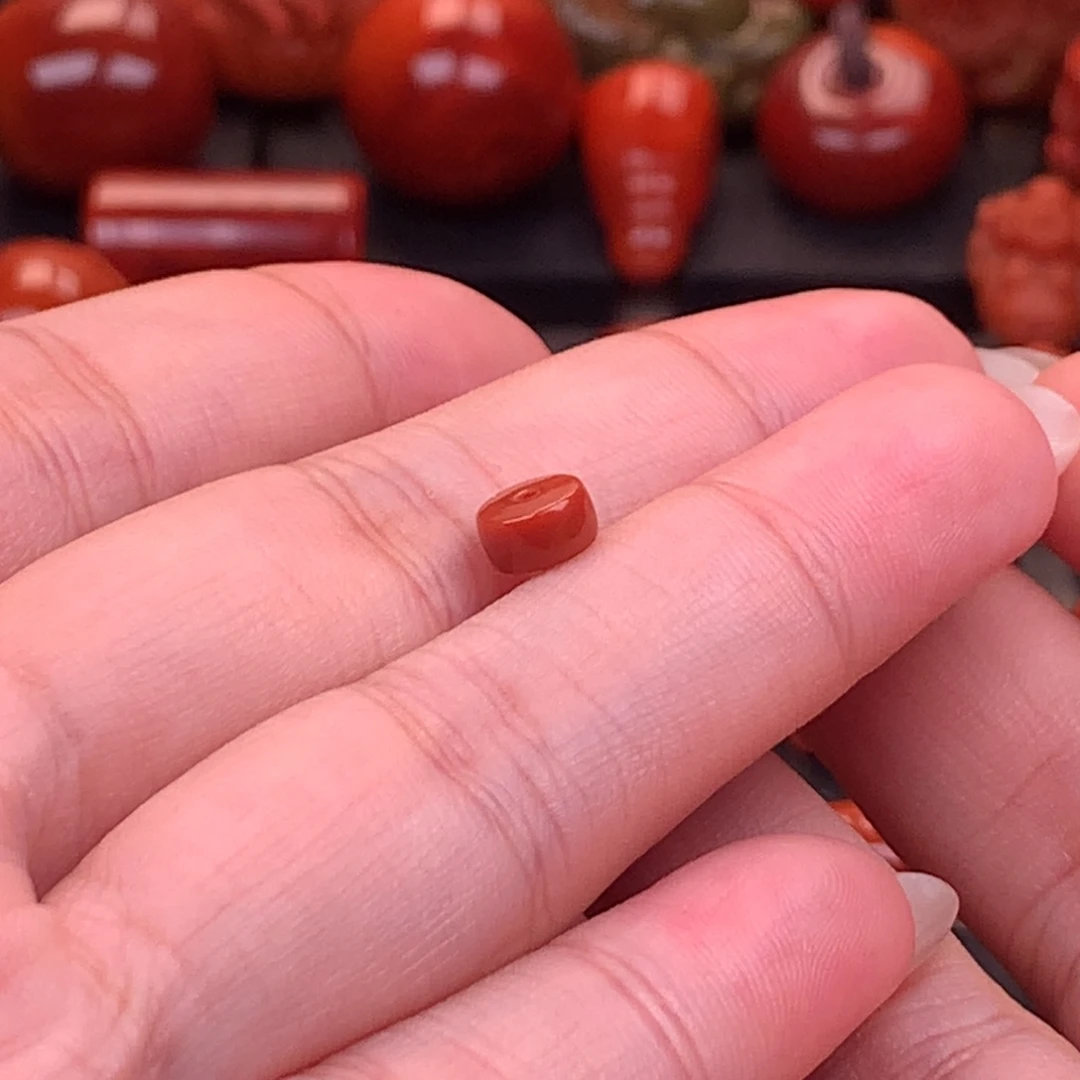 南红玛瑙未镶嵌原矿精工直切隔片6mm