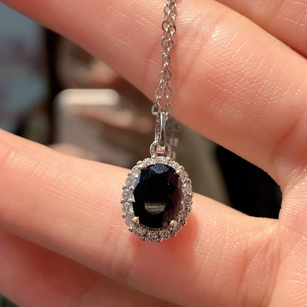 颈饰蓝宝石银S925镶嵌向***来