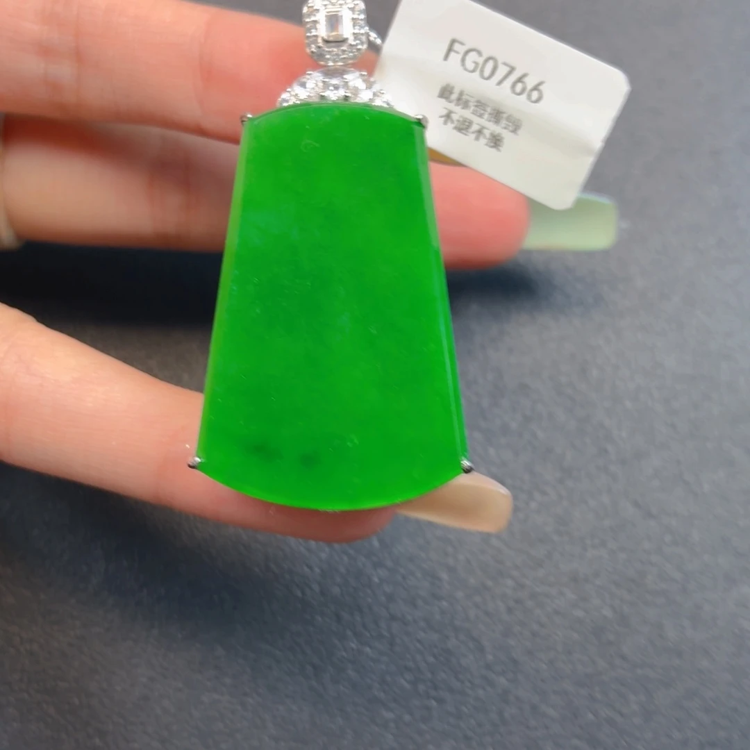 翡翠银S925镶嵌颈饰