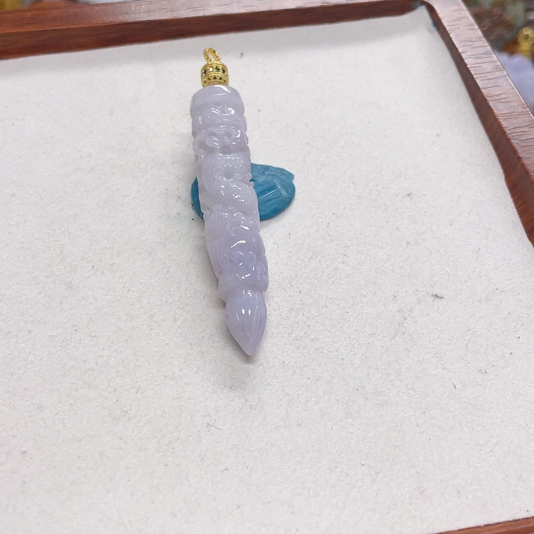 翡翠未镶嵌颈饰状元笔