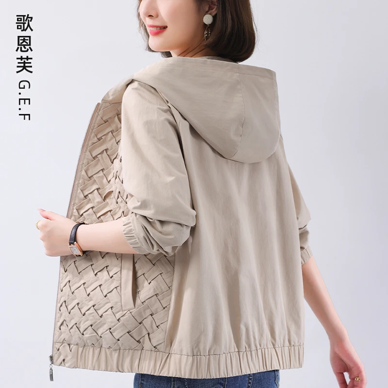 休闲连帽短款外套女春秋2025新款小个子洋气百搭中年妈妈夹克外套
