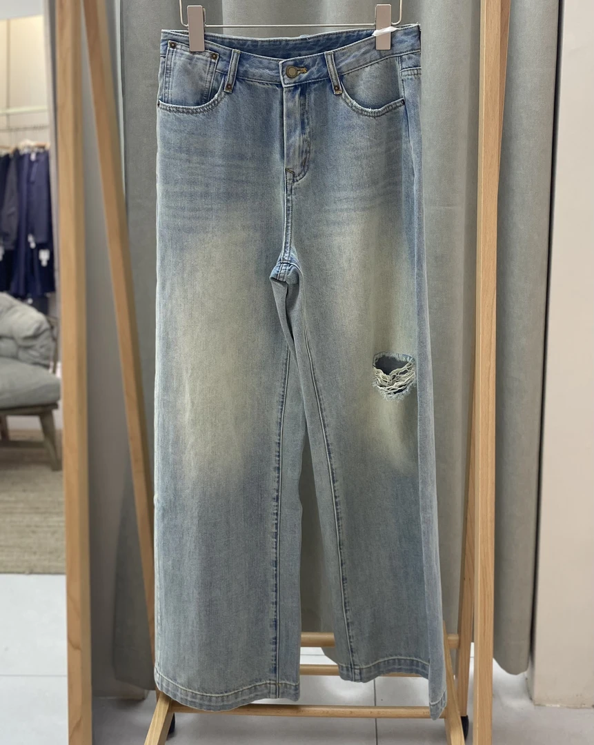 HALUNGLE/海伦格丽  72210   时尚显瘦做旧破洞牛仔裤