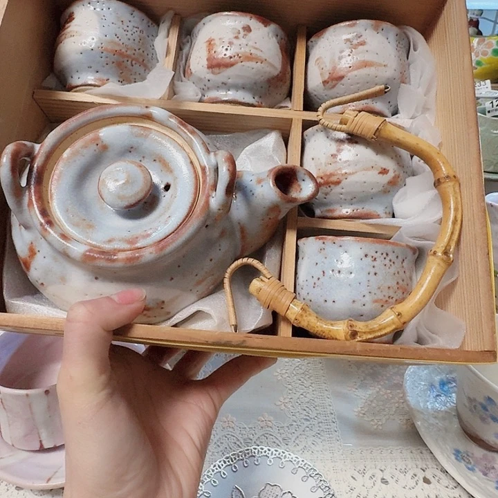 瓷片一套漂亮的咖啡杯看好细节