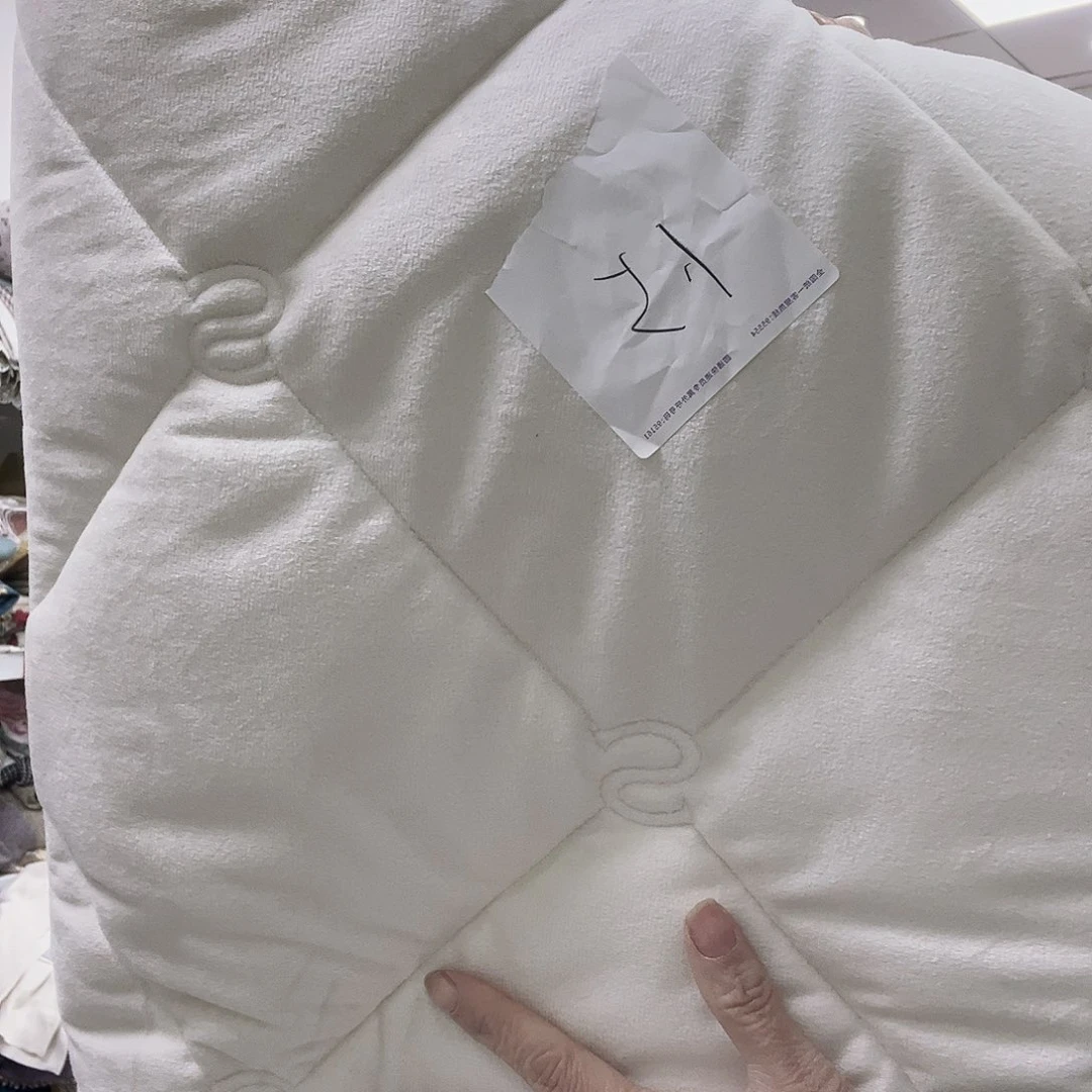 雪尼尔聚酯纤维快乐大本营在这里是