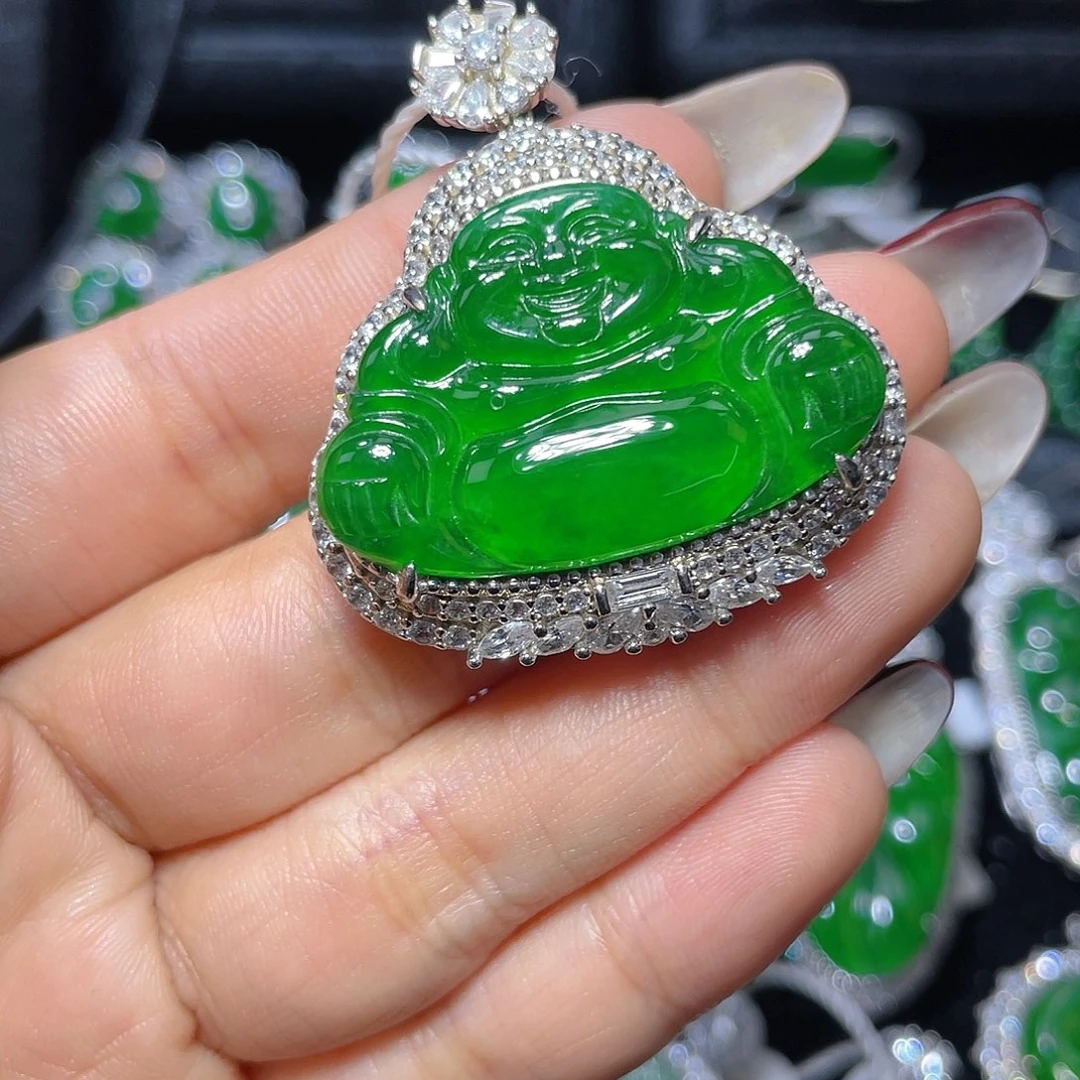 翡翠颈饰银S925镶嵌翡翠