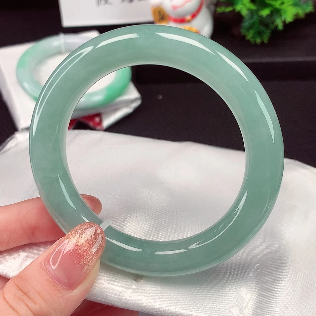 未镶嵌手镯翡翠翡翠