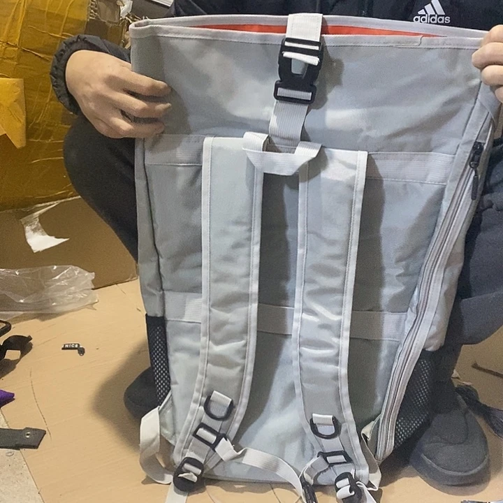 6号垂钓小配件一个瑕疵有土