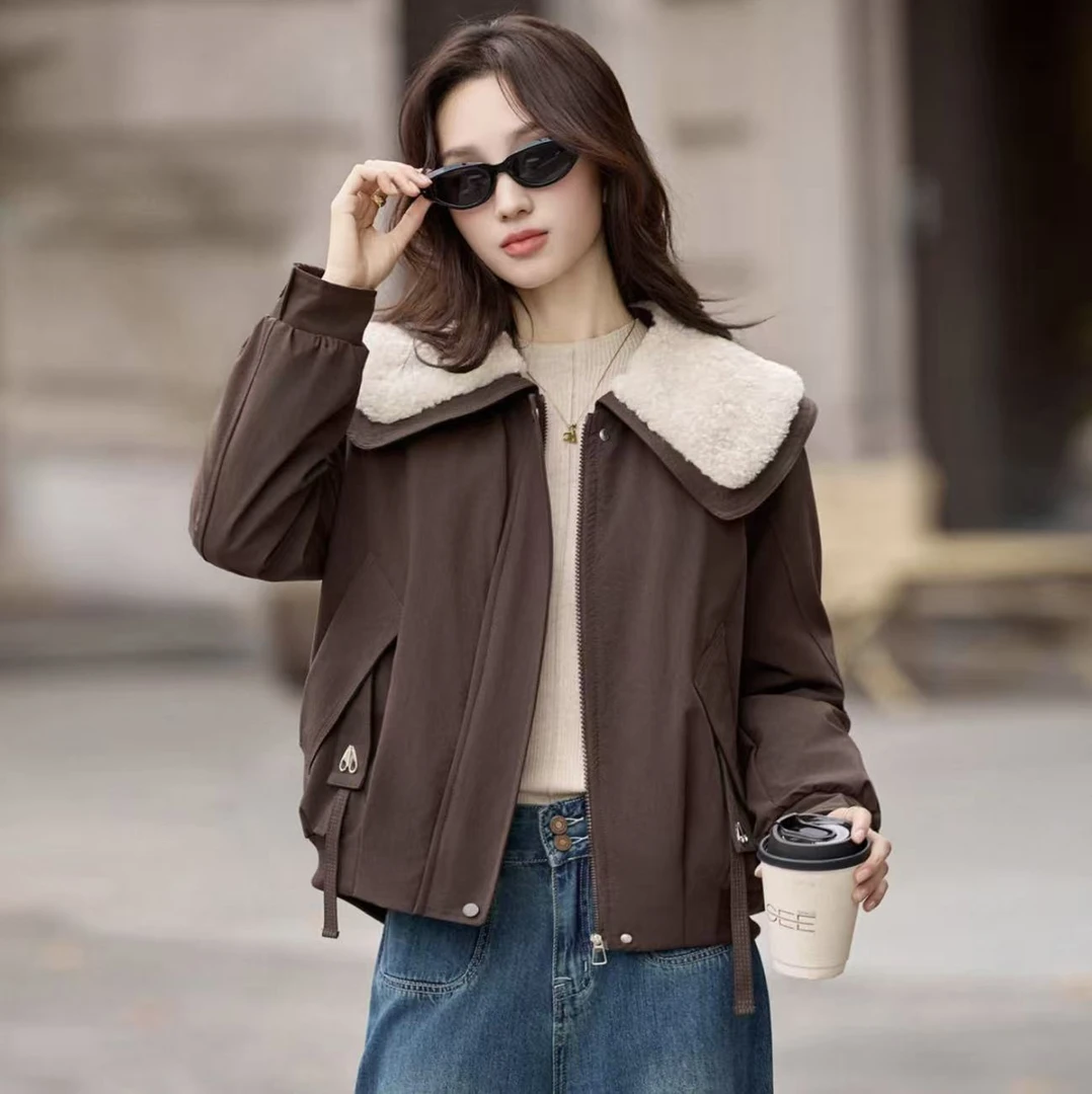 【纪朵研】Y063秋冬女翻领加绒加厚抗起球短外套洋气休闲派克服外套