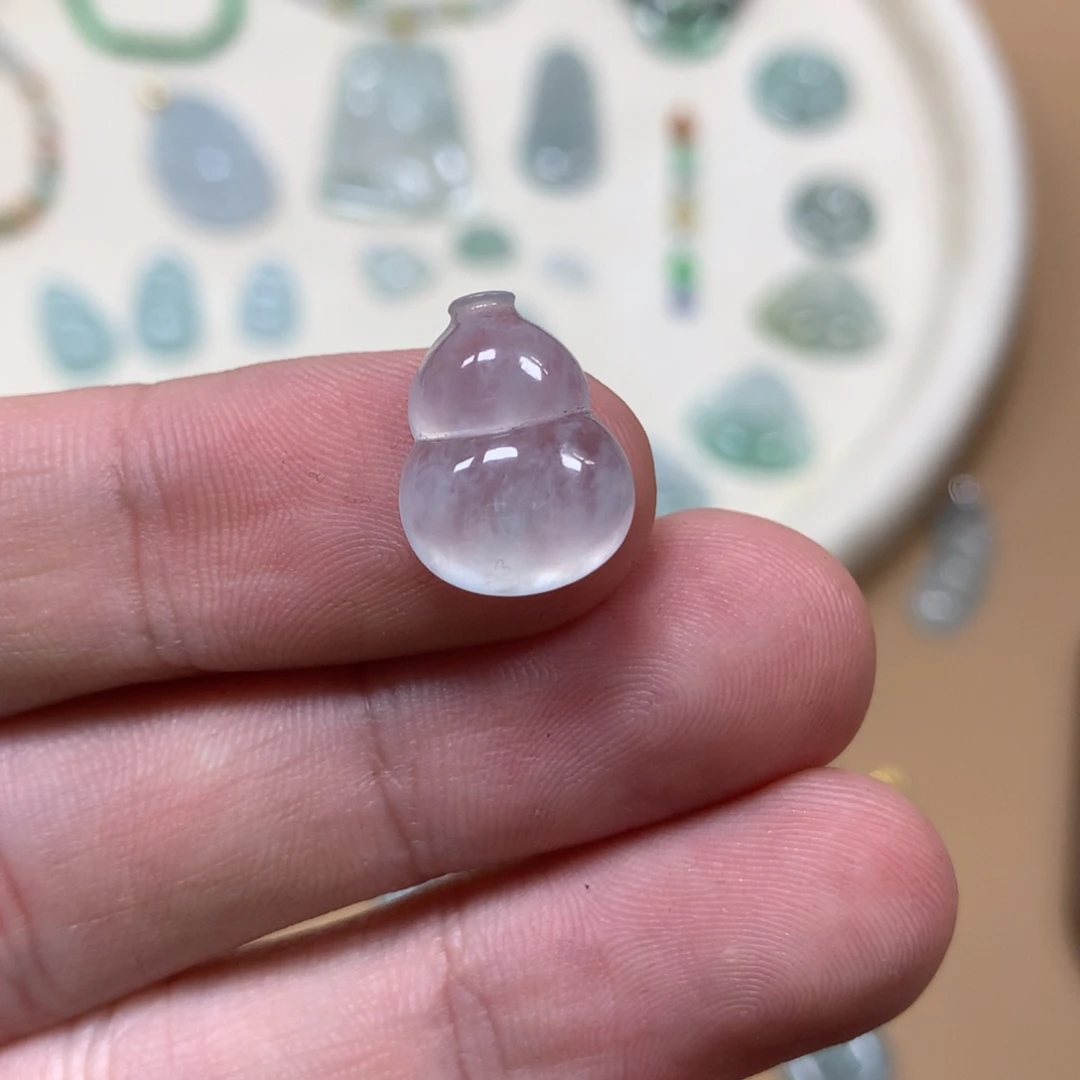 翡翠未镶嵌颈饰天然缅甸A货翡翠