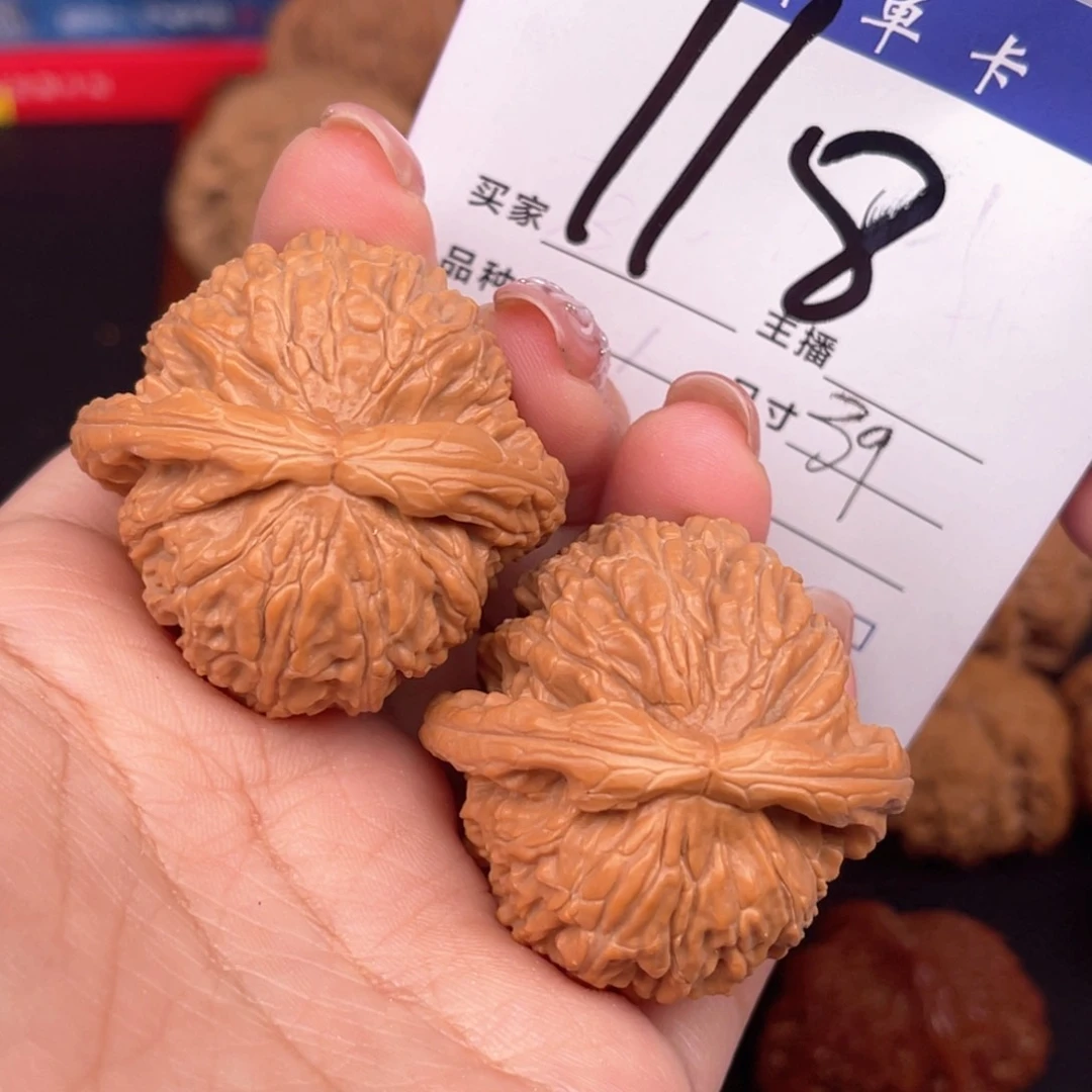 桃核吊坠闷白39+尺寸y