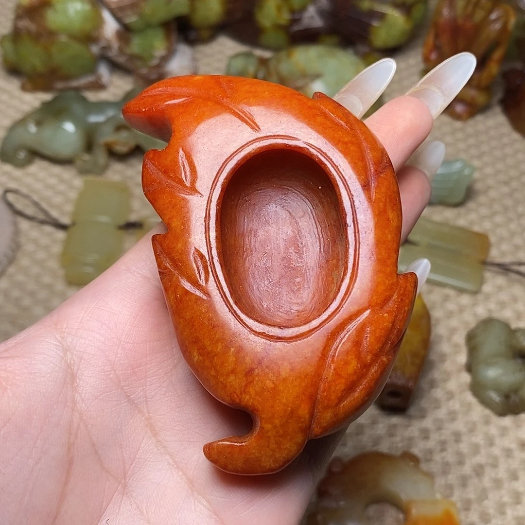 未镶嵌蛇纹石玉颈饰