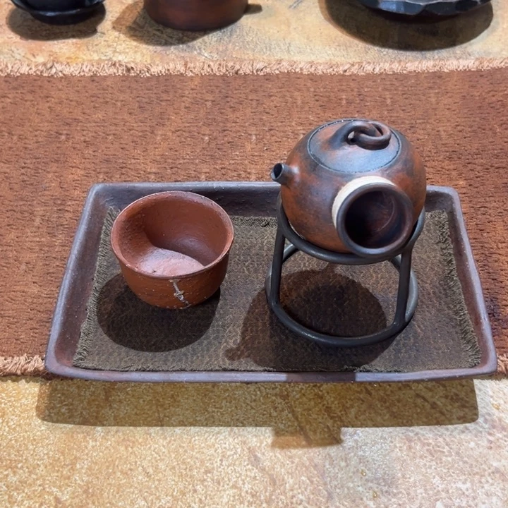 景德镇鱼和熊手工陶艺