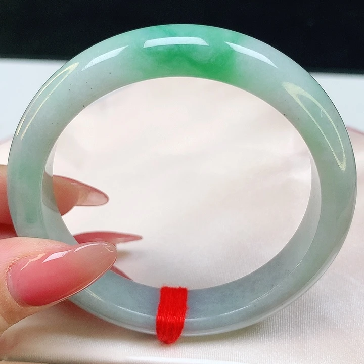 翡翠手镯未镶嵌天然翡翠5149