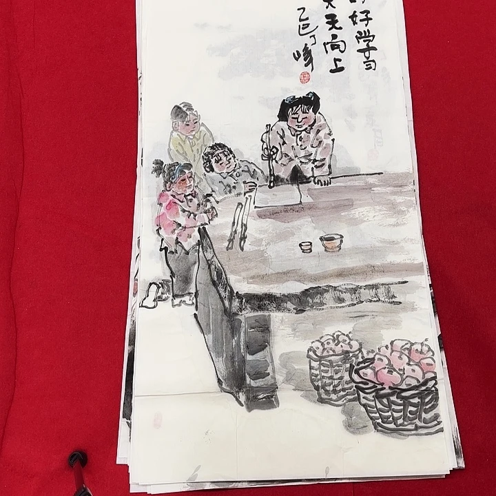 国画花鸟等图案和造型都非常精致