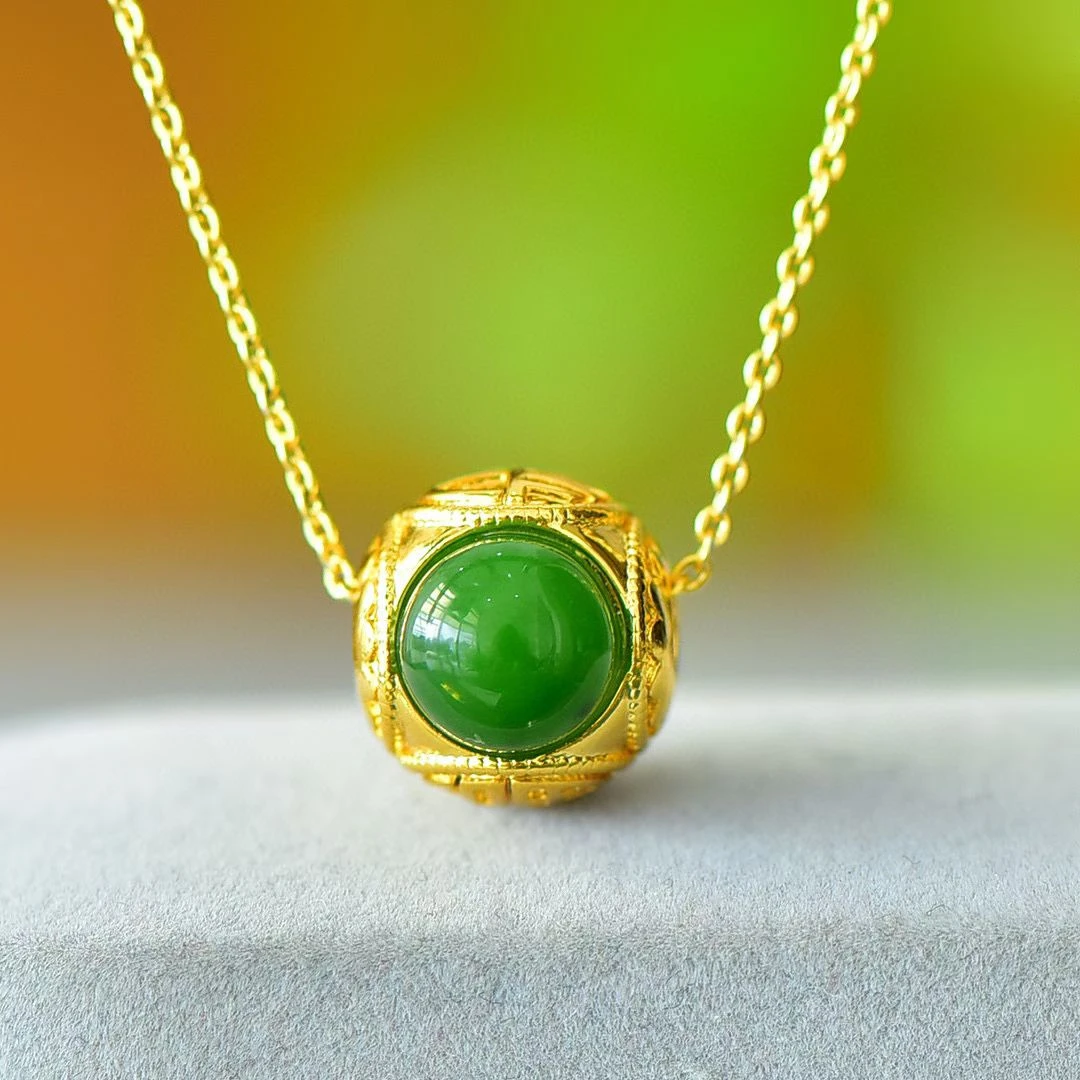 和田玉碧玉挂坠精美