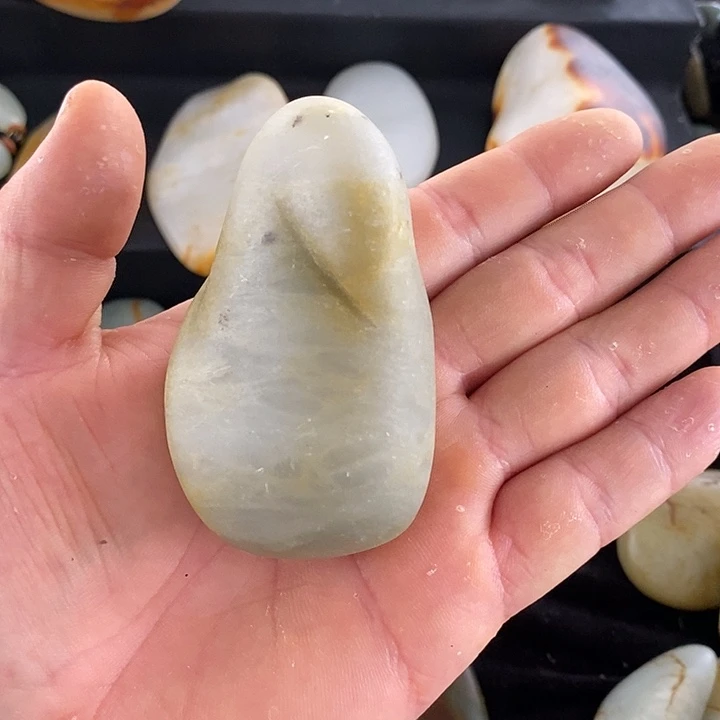 和田玉（糖玉）未镶嵌挂件