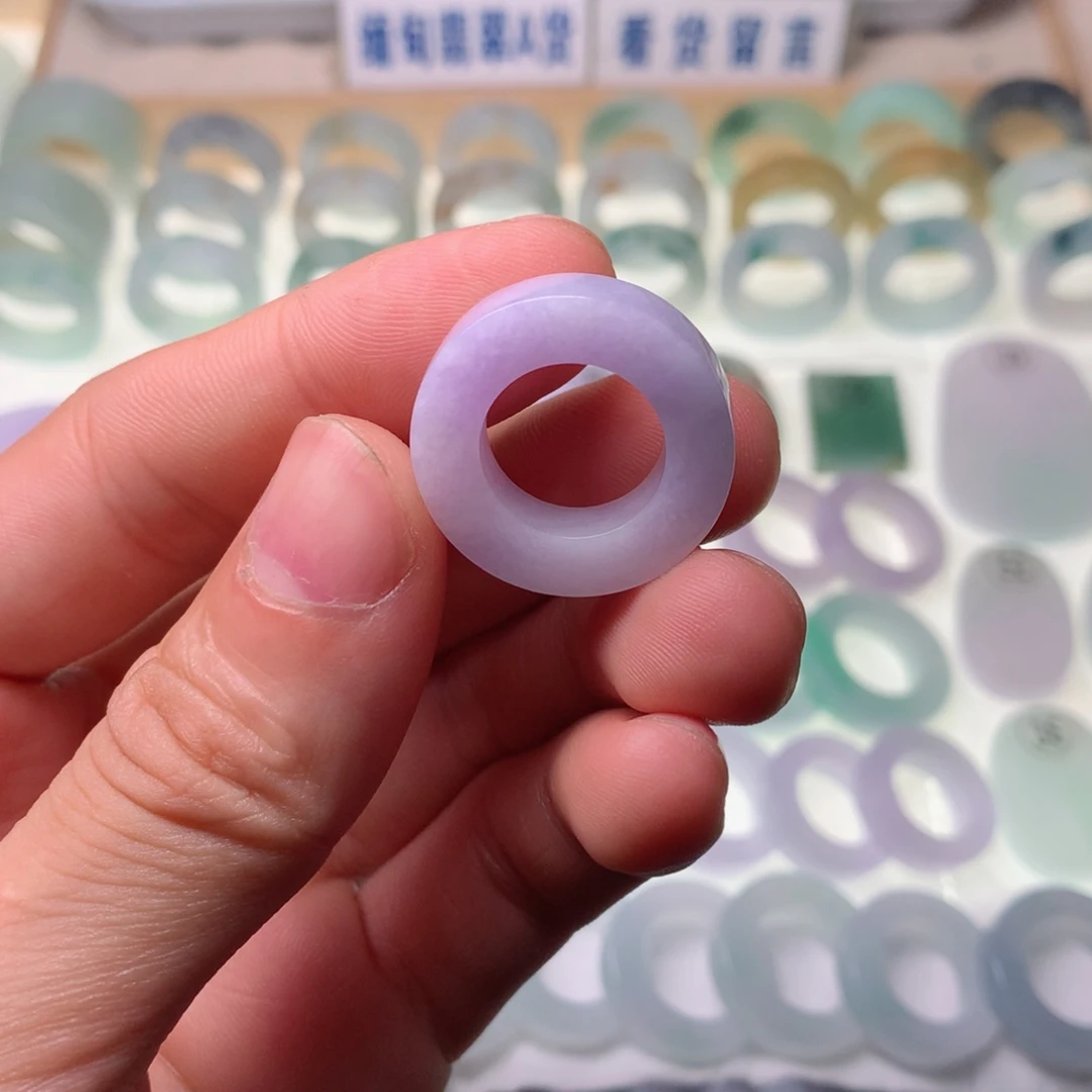 定制翡翠未镶嵌翡翠戒指