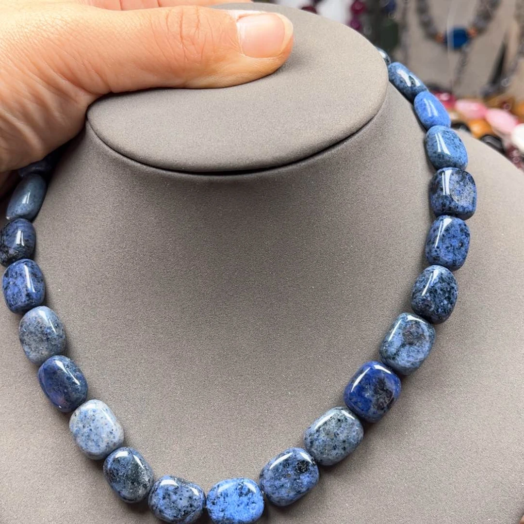 珠宝奇石石英质玉未镶嵌图