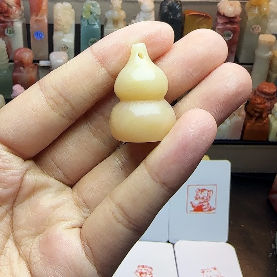 F***g印石寿山石1.9精品老挝葫芦 纯手工包刻 定制