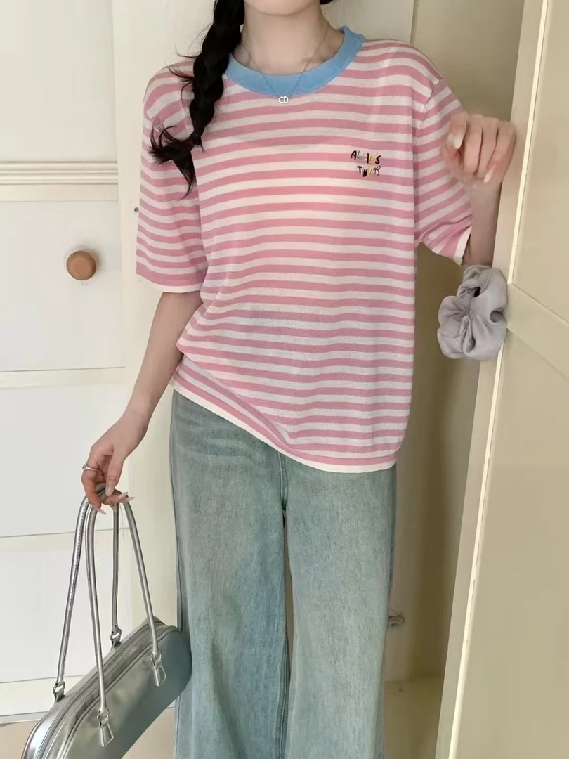 韩系粉色条纹刺绣短袖T恤女夏季小个子冰丝针织短款正肩薄上衣