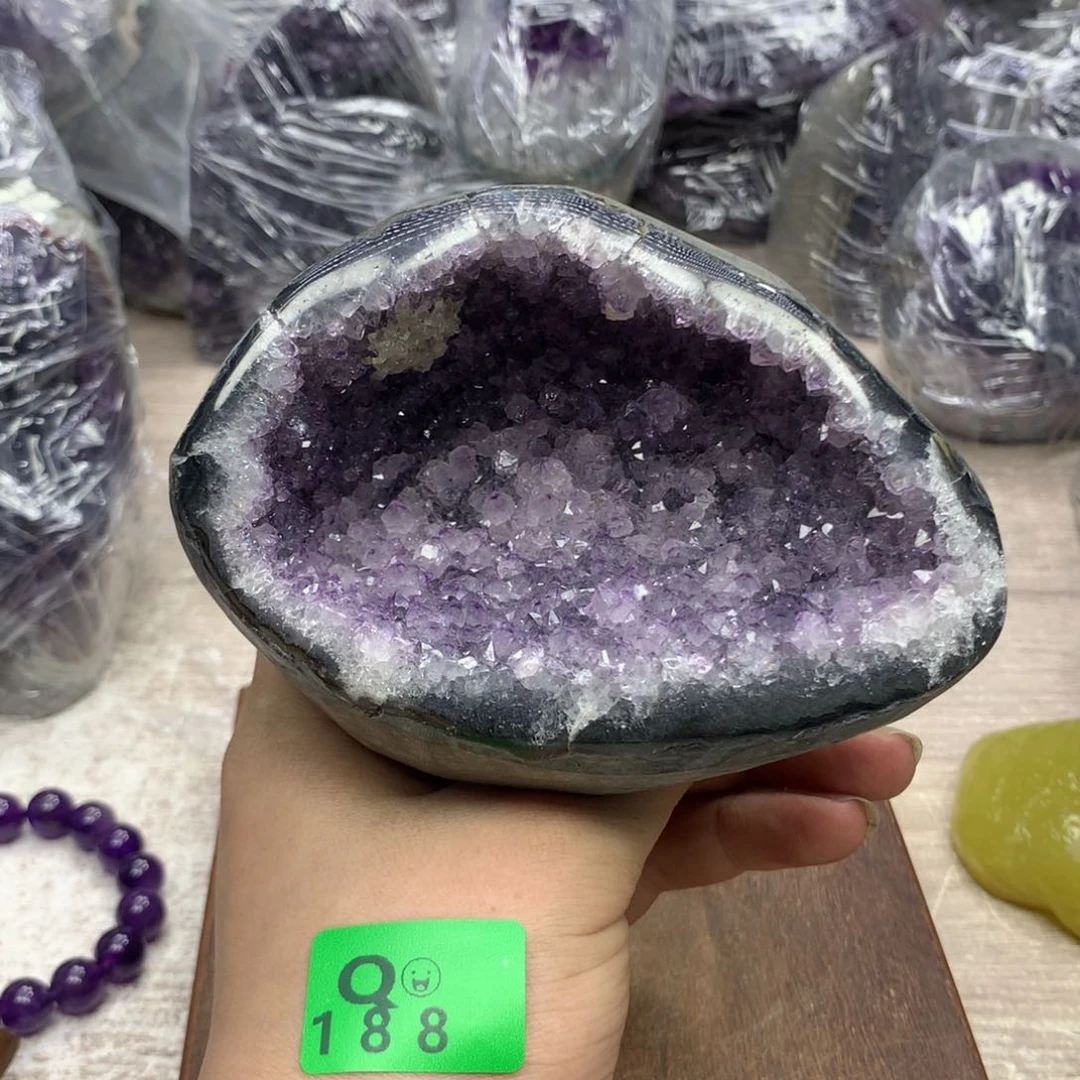 紫晶大型摆件（非配饰）未镶嵌
