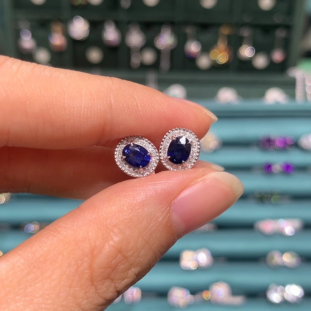 蓝宝石耳饰铂Pt850镶嵌