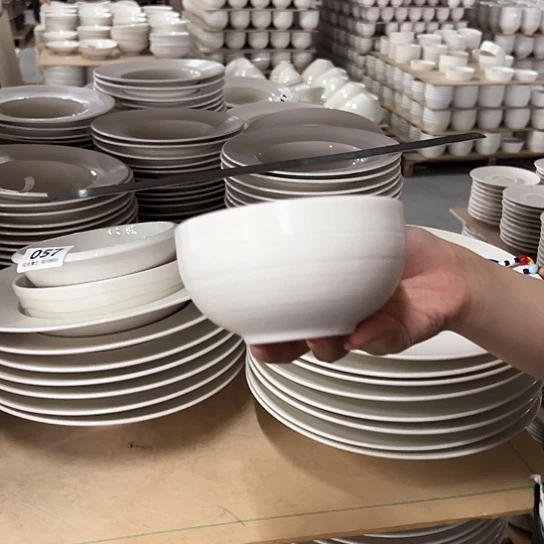 新骨瓷058微瑕白丝线5寸米饭碗