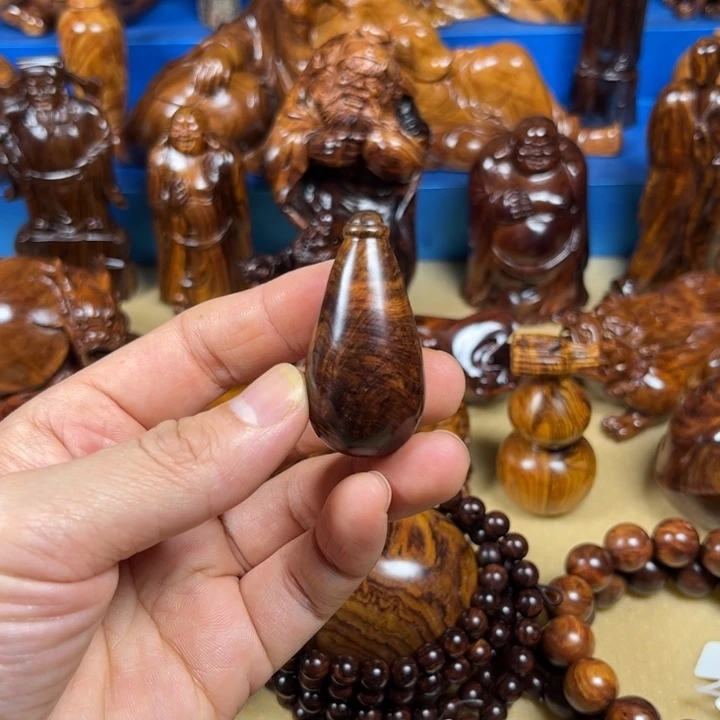 黄花梨降香黄檀把件