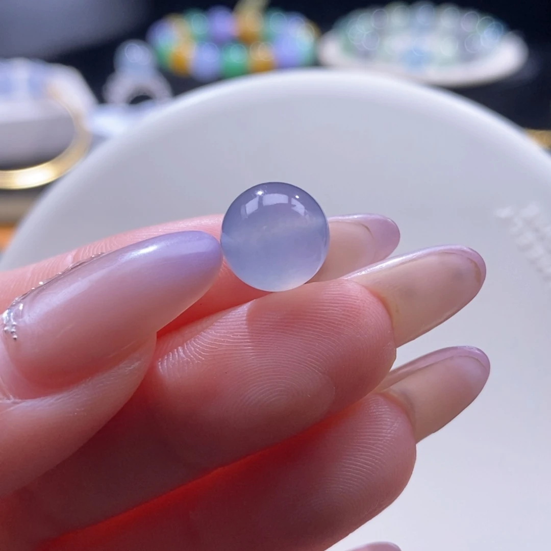 李***燕翡翠未镶嵌颈饰翡翠冰蓝紫珠10.57mm
