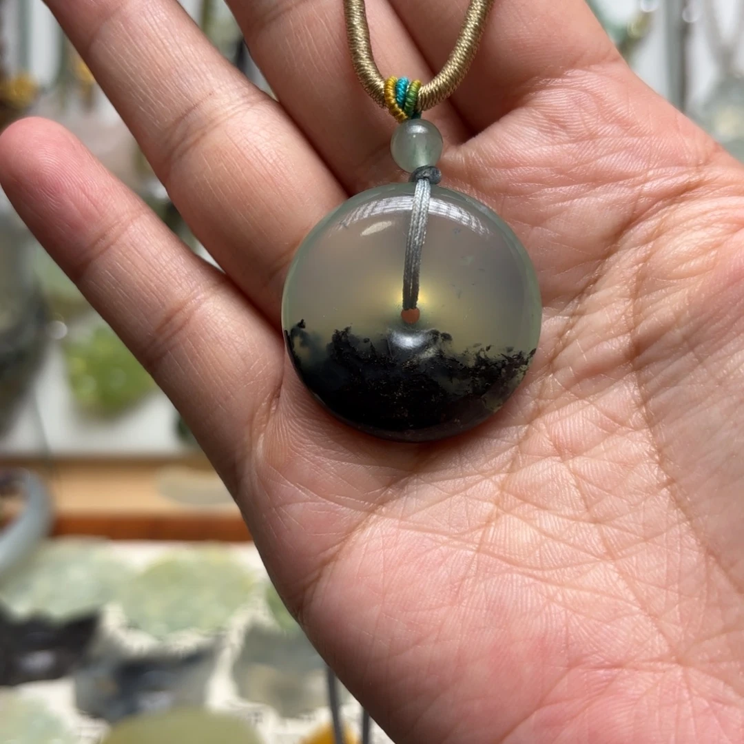 蛇纹石玉合金颈饰
