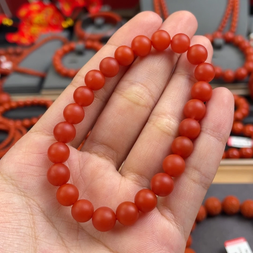 南红玛瑙7+mm 单圈未镶嵌小**?