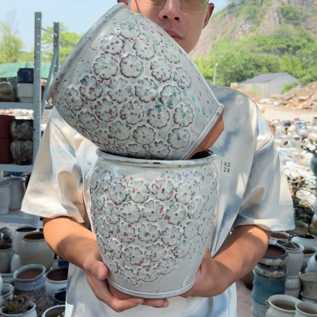 紫砂花盆口18高22.5（两个脚脚白色