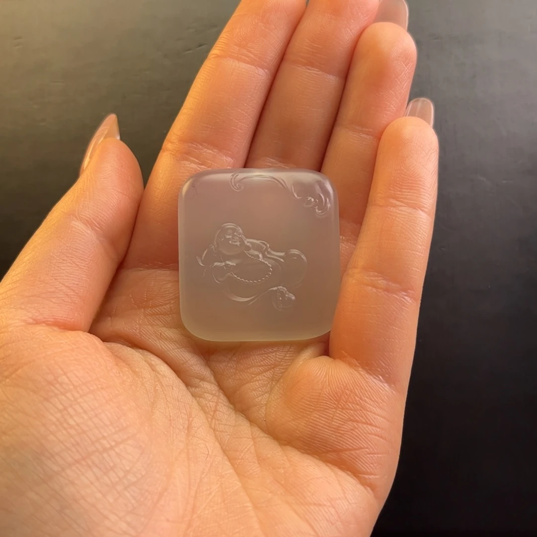 石英质玉木化挂件未镶嵌土****?