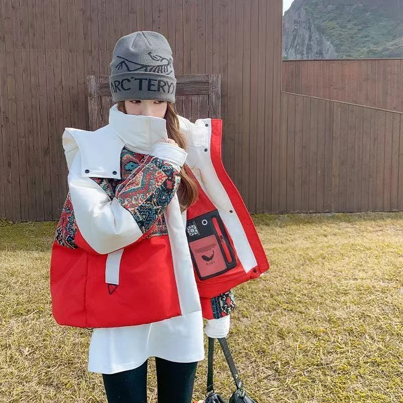 时尚减龄短款羽绒服女冬小个子连帽拼接加厚外套