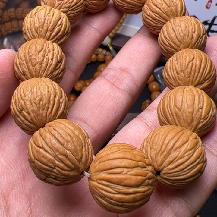 猴头核桃吊坠几句噢哭