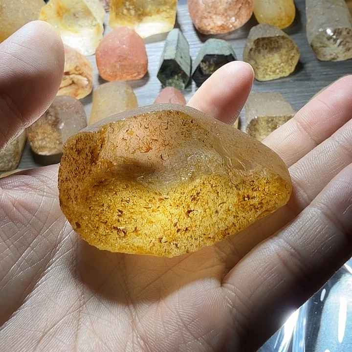 未镶嵌珠宝半成品水晶