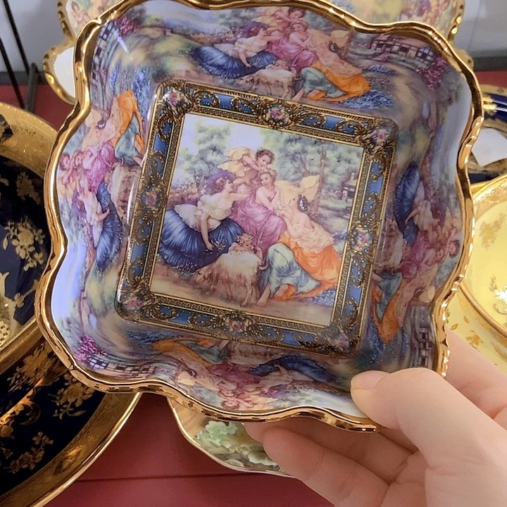 微瑕……………………………………小