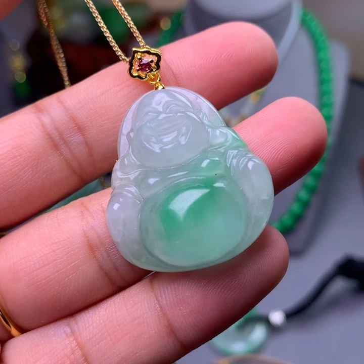 翡翠未镶嵌吊坠(赠链)