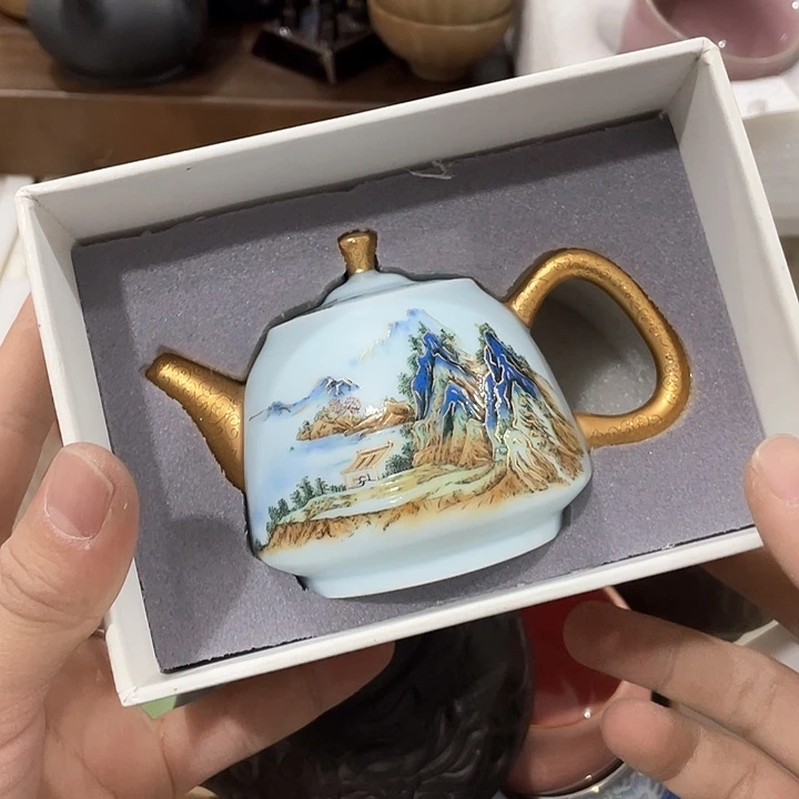 陶瓷茶具全部清清完回家过年