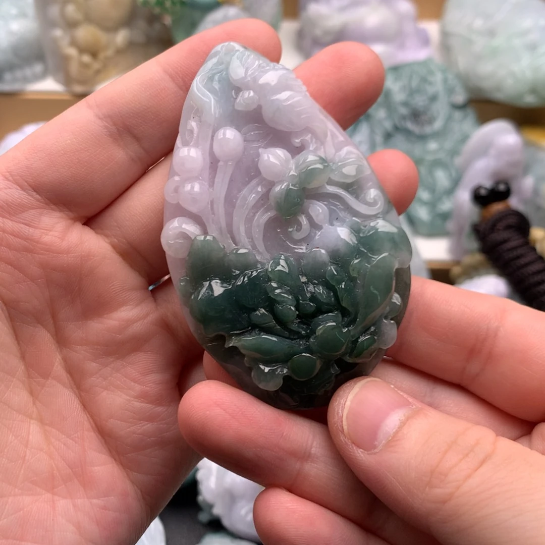 吊坠(不含链)未镶嵌翡翠