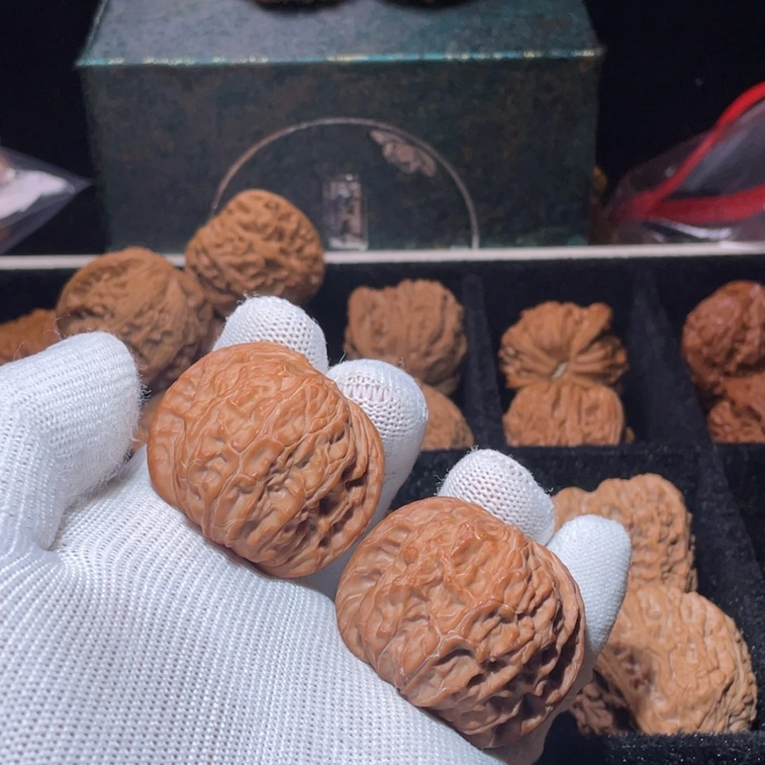 蔫***淘核桃41全品无修磨盘狮子头