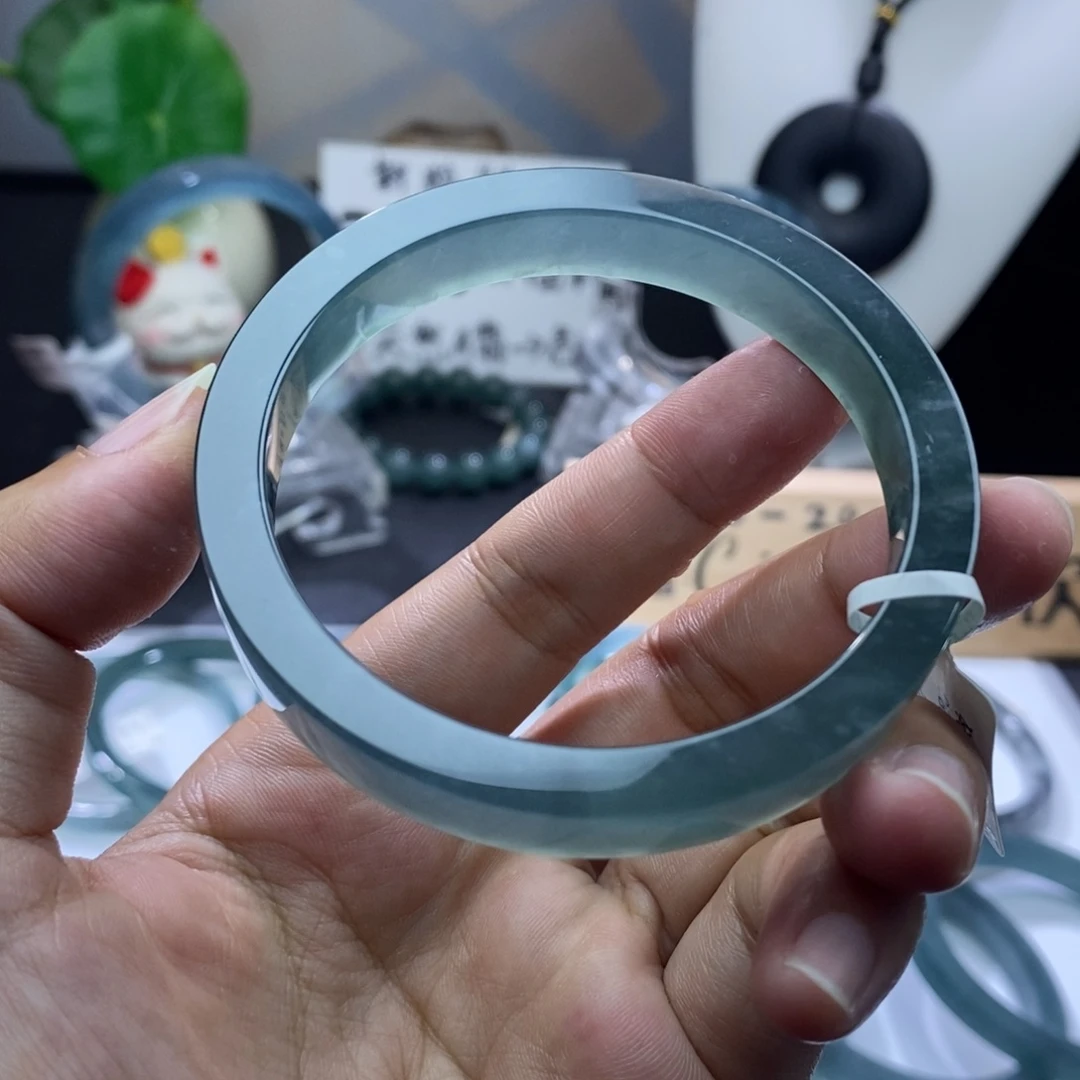 定制翡翠未镶嵌成品买断冰蓝宽方56.2