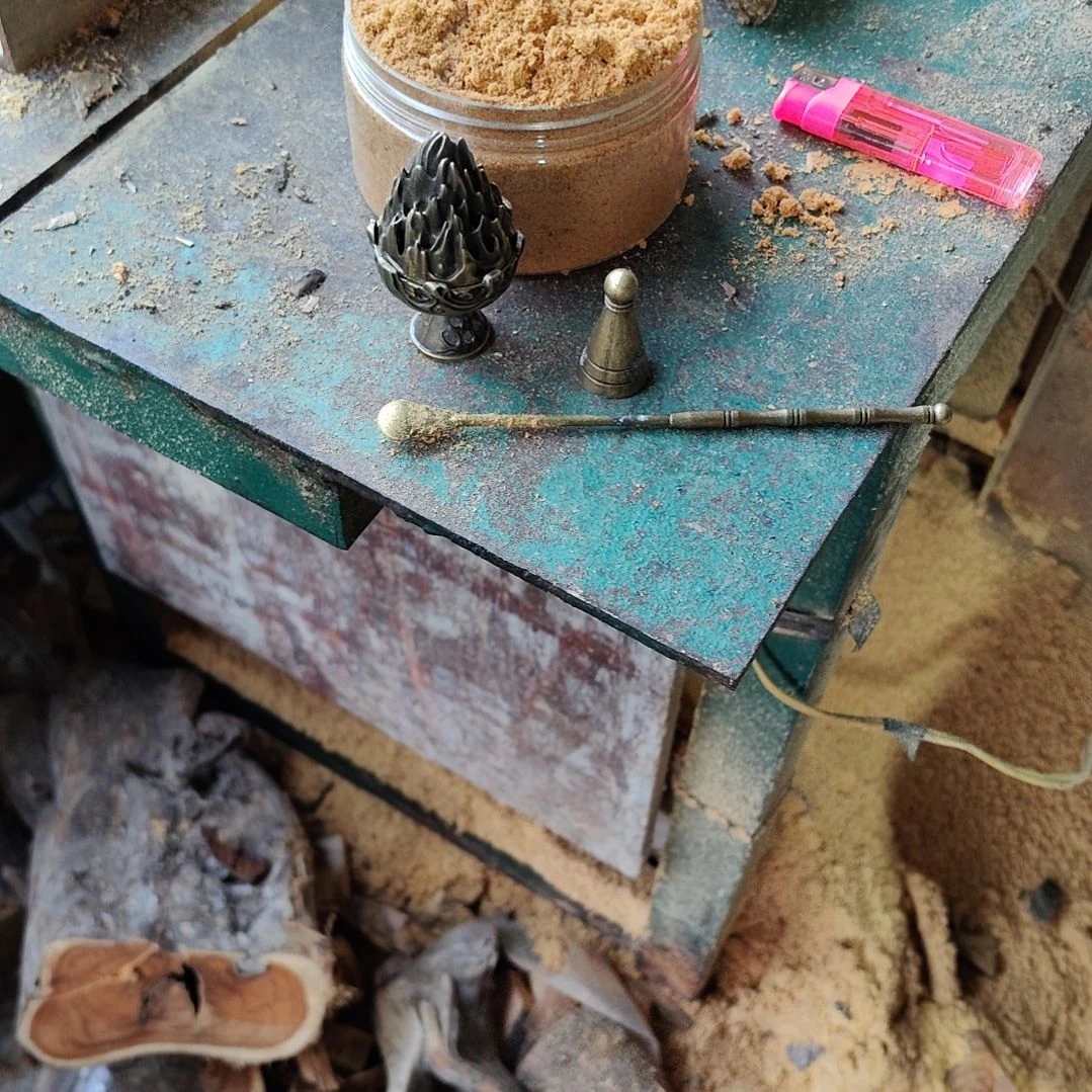粉一盒加工具，黑油陈华边角料粉